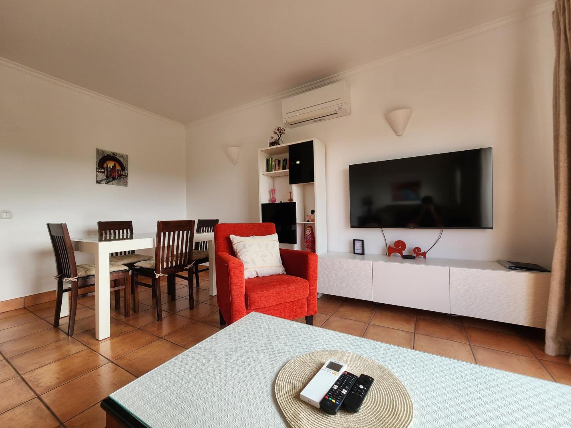 Apartment Apostol *